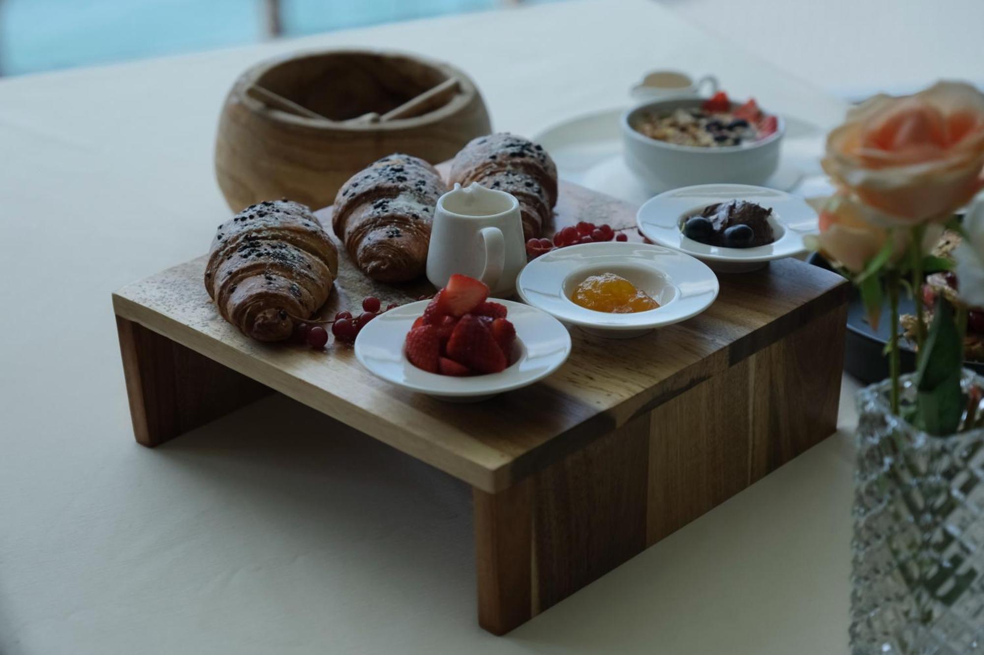 Joelle Premium Hotel Sarandë エクステリア 写真